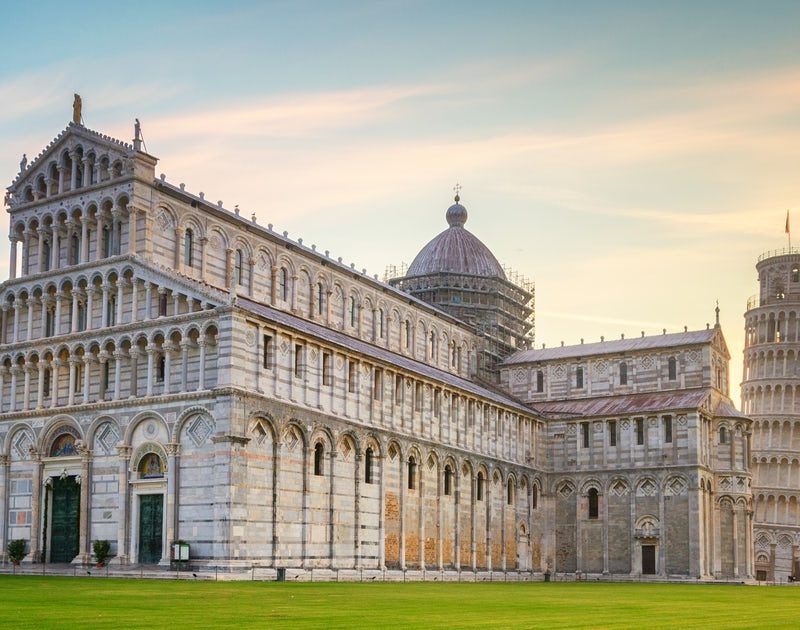 Wide shot of Cathedral with Leaning Tower of Pisa