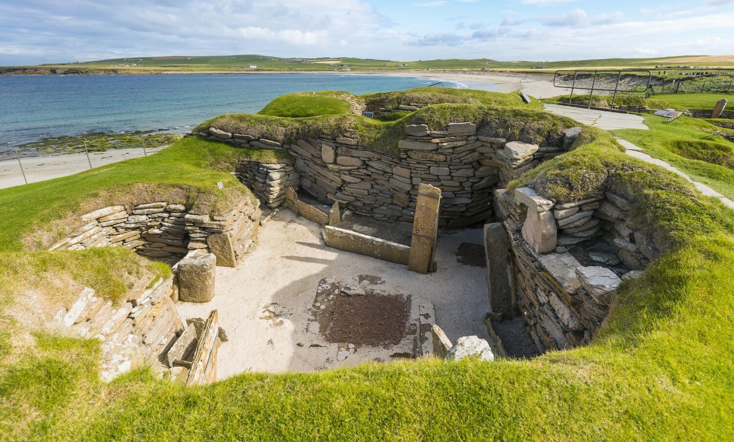Iona, Mull, Skye & Orkney Skara Brae – Rabbies