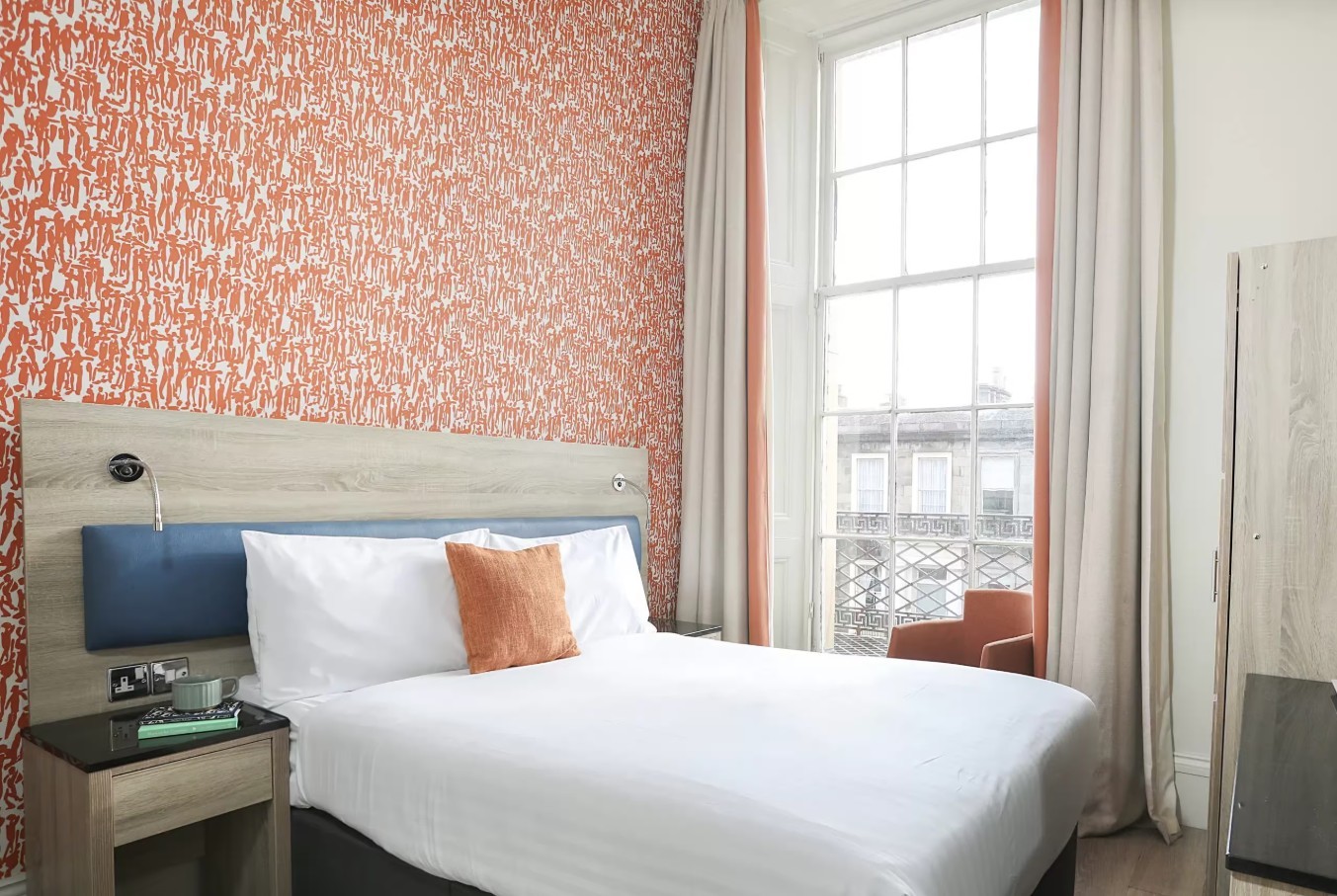 Cairn Hotel Edinburgh Standard Room